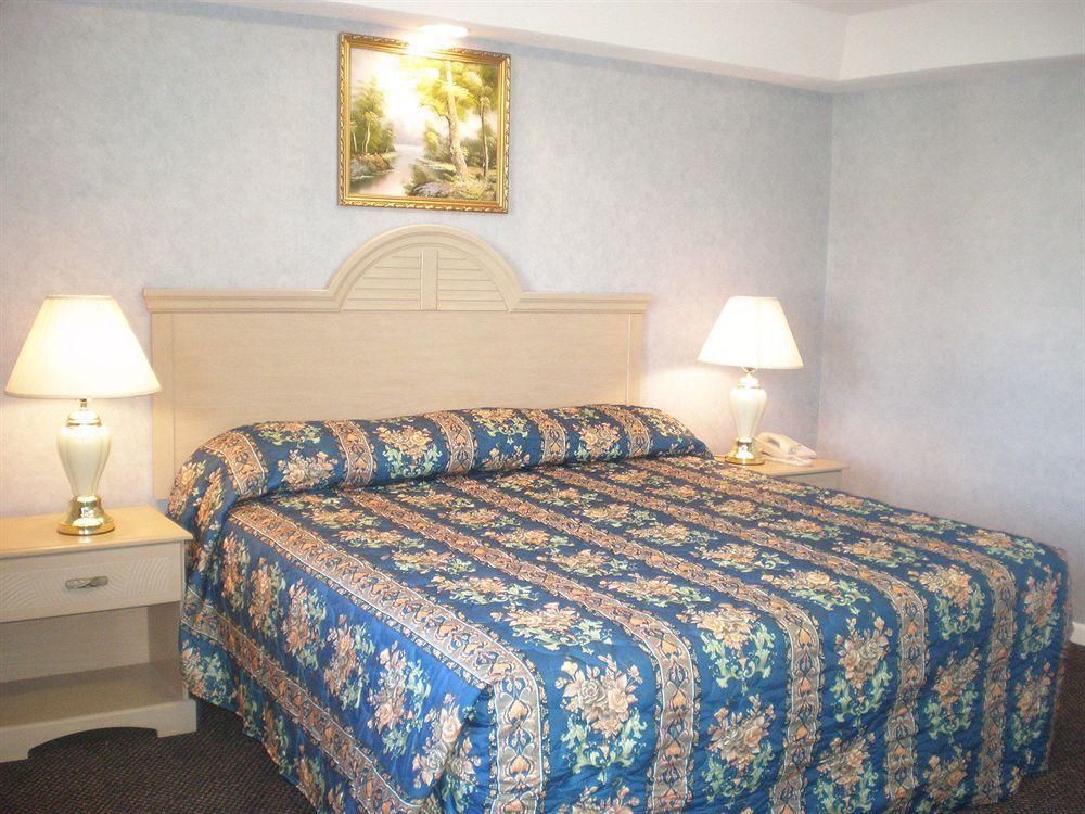 Village Inn & Suites - Smithville Bagian luar foto