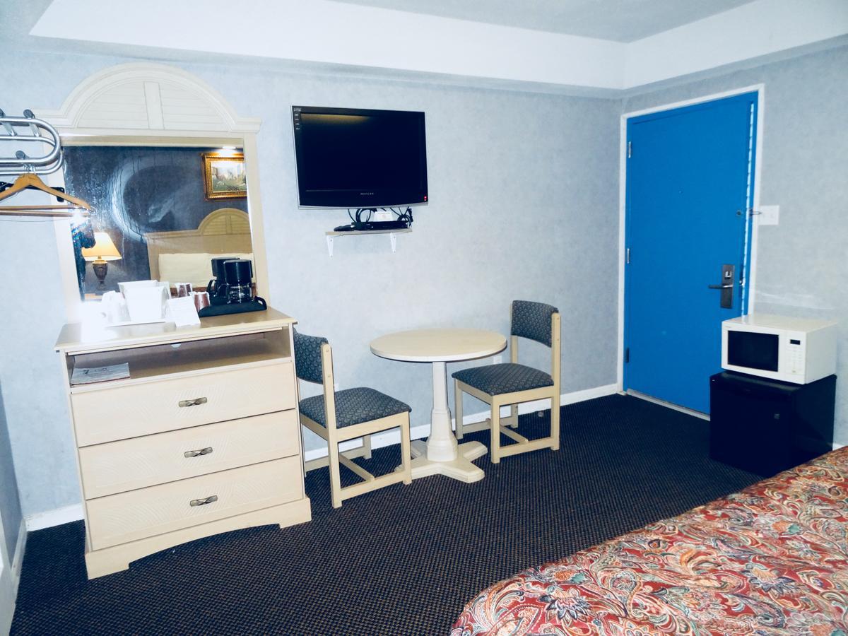 Village Inn & Suites - Smithville Bagian luar foto
