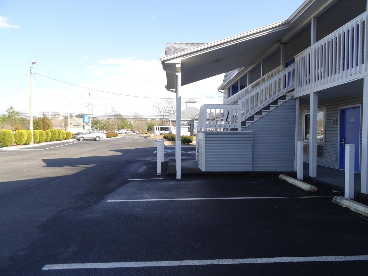 Village Inn & Suites - Smithville Bagian luar foto