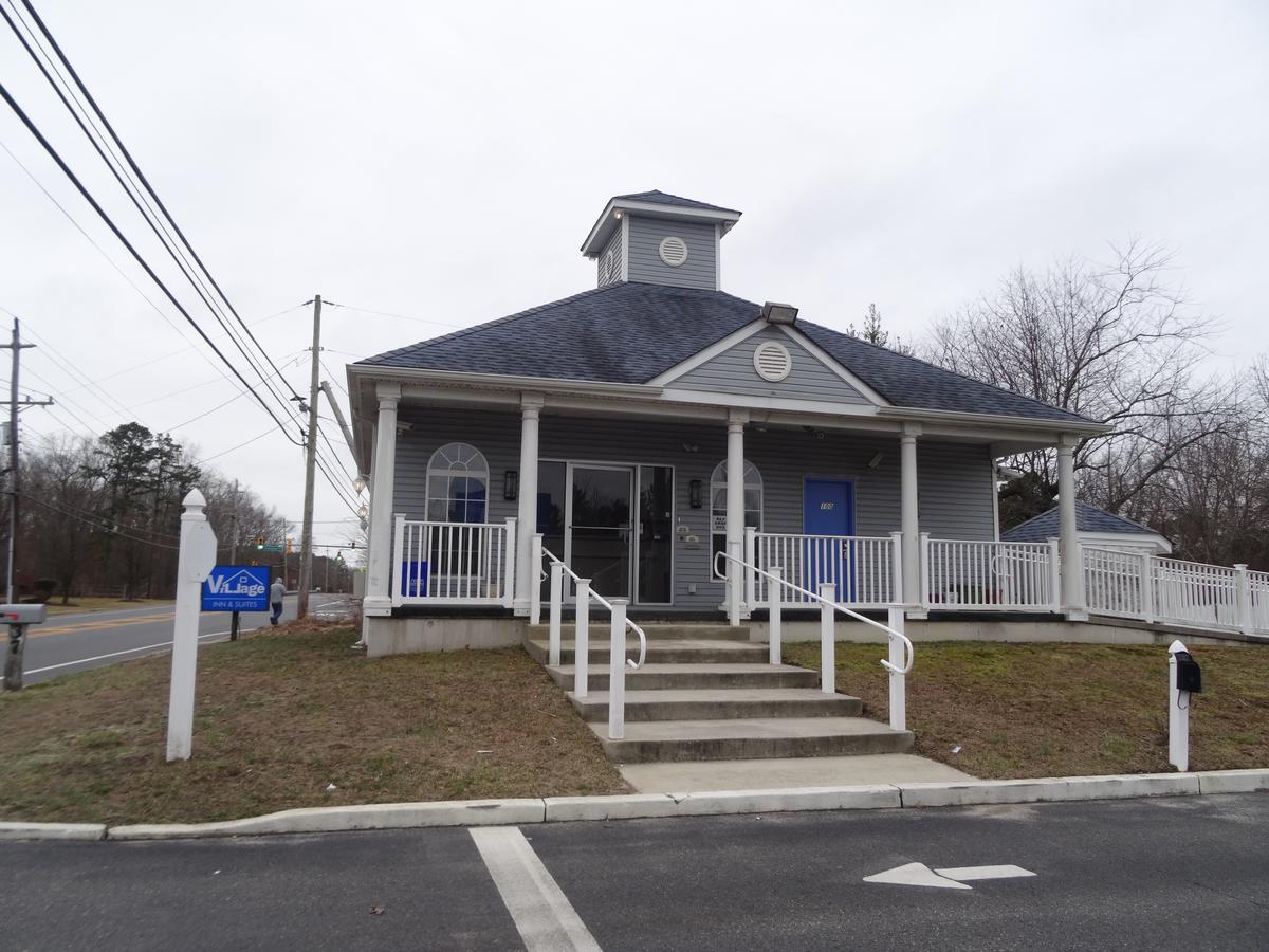 Village Inn & Suites - Smithville Bagian luar foto